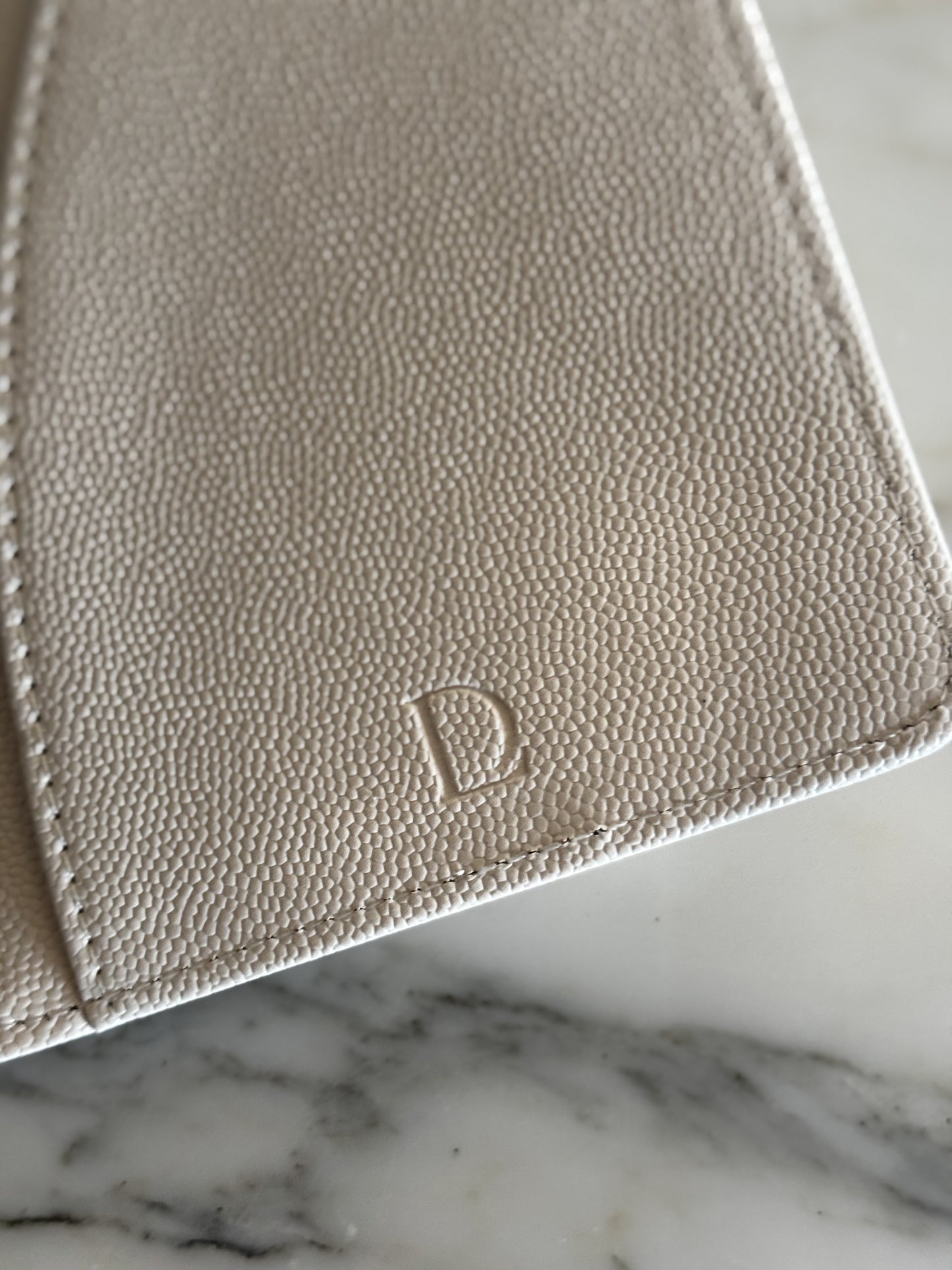 A6 Slim Vegan Pebbled Leather Luxe binder