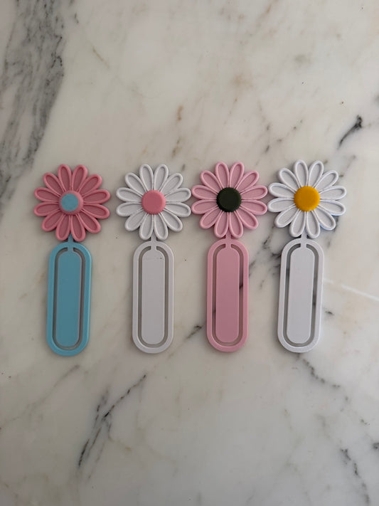 Daisies paper clip