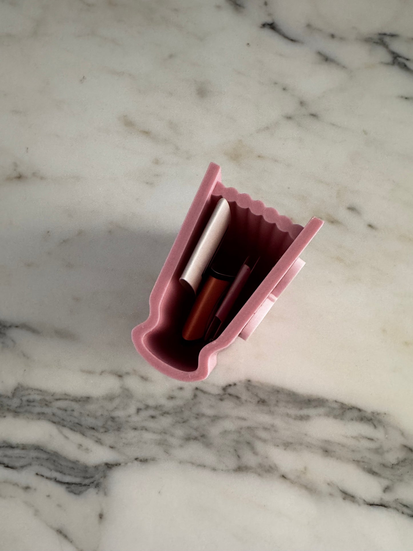 Bow Bookmark holder