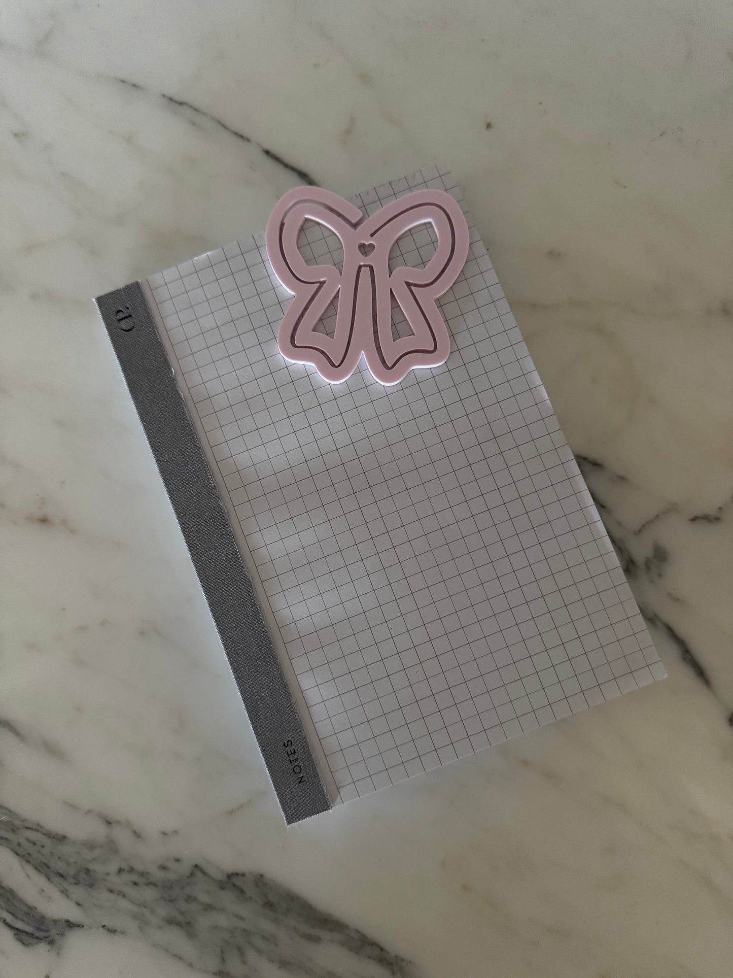 bow clip acrylic