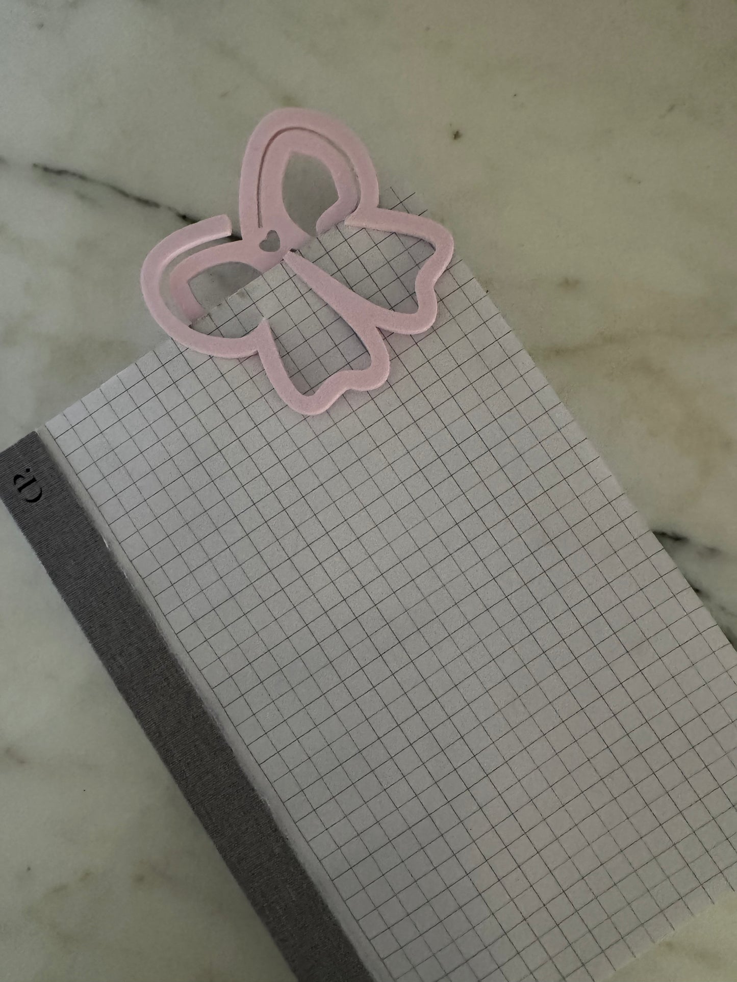 bow clip acrylic