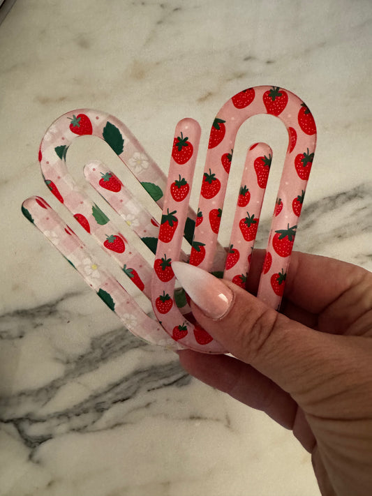 strawberries jumbo paper clip