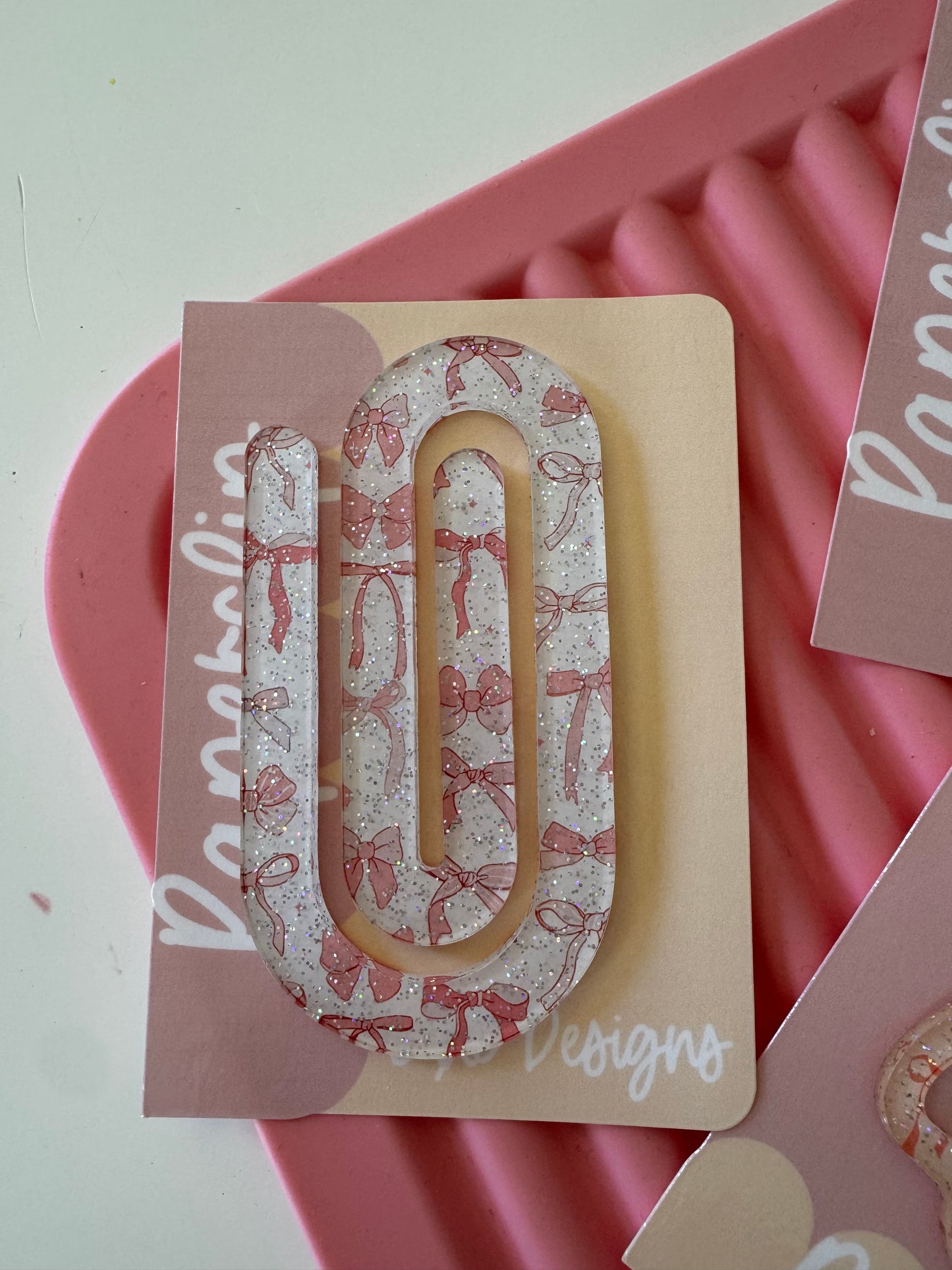 Glitter bows jumbo paperclip